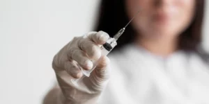 Ostrzykiwanie botoksem szczeliny odbytu w klinice Re Vitae Kielce