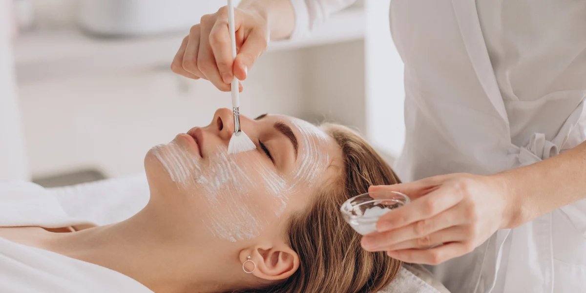 Peeling chemiczny Dermaquest w klinice Re Vitae Kielce